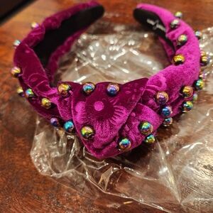 NWOT Brianna Cannon Fuchsia Floral Velvet Headband with Iridescent Beads